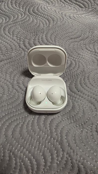 Samsung Galaxy buds 2