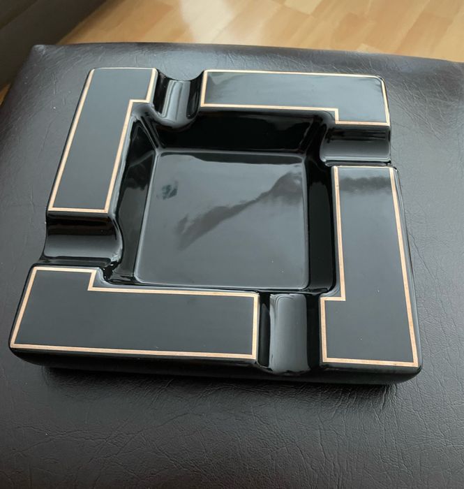 Пепелник за пури с резачка подарък