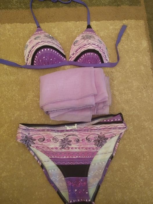 Купальники женские