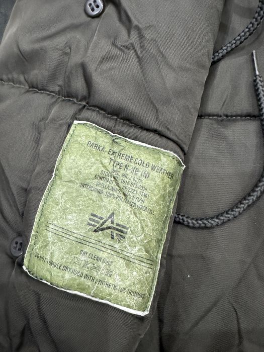 Мъжка парка ALPHA INDUSTRIES . Размер XL