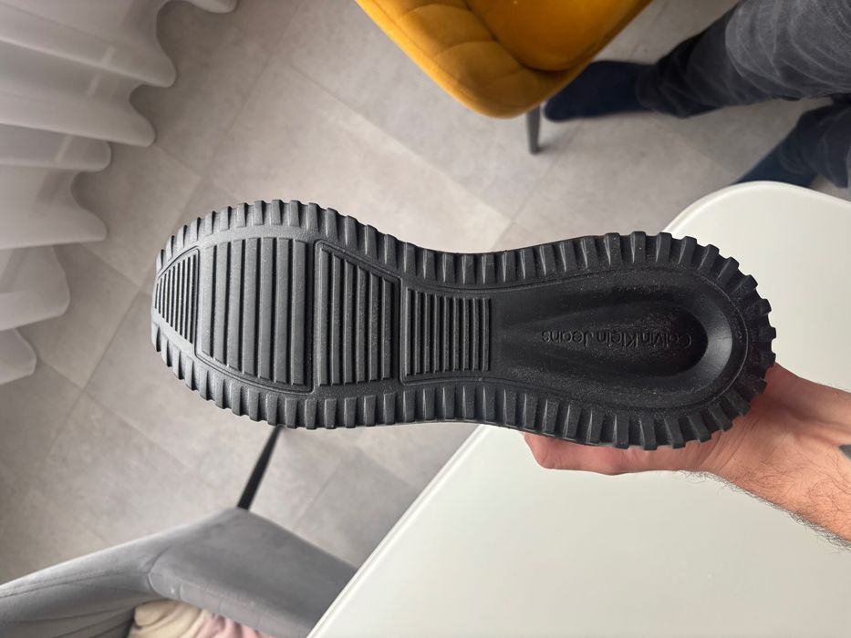 Маратонки Calvin Klein 46