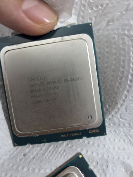 Продам процессор Intel Xeon Е5-2б20 v2.