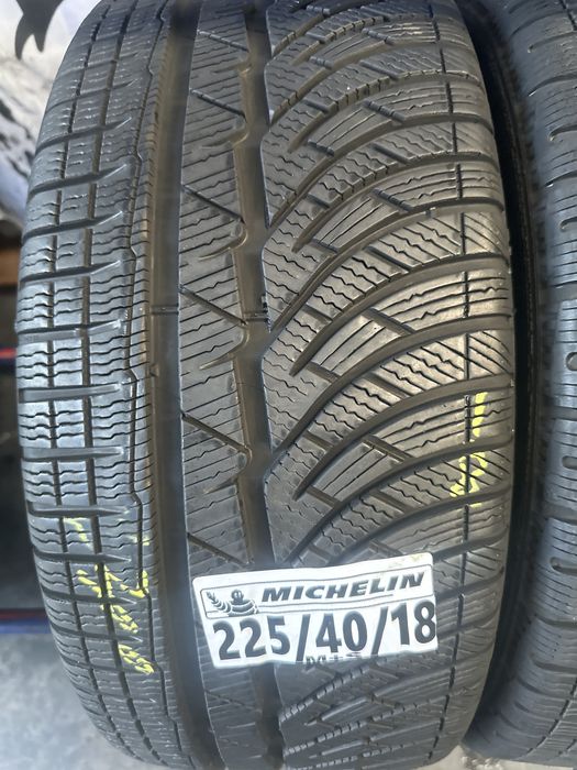 225/40/18 Michelin