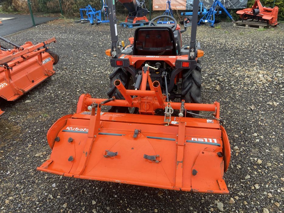Tractor japonez Kubota GB15, 4x4, 15cp + freza