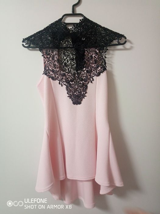 Красива розова туника