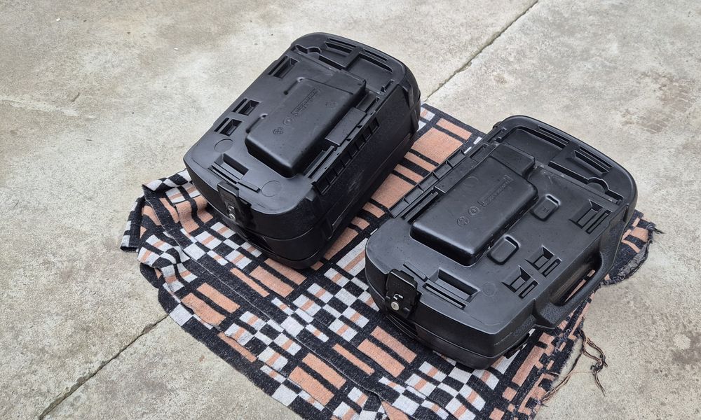 Vând cutii laterale MOTO Suzuki Bandit GSF 1250/650 - 2007/2011