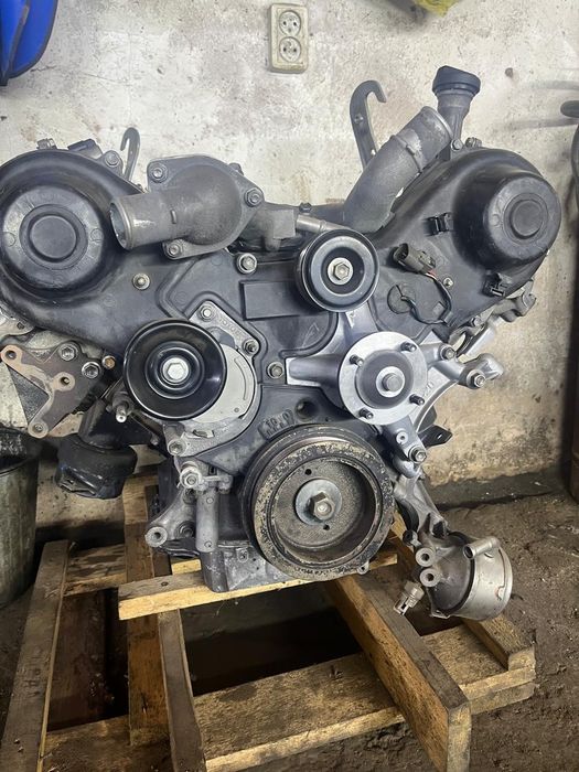 Двигатель 2UZ  VVTi