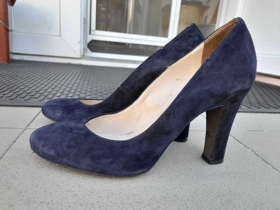 Pantofi cu toc de piele, marimea 39