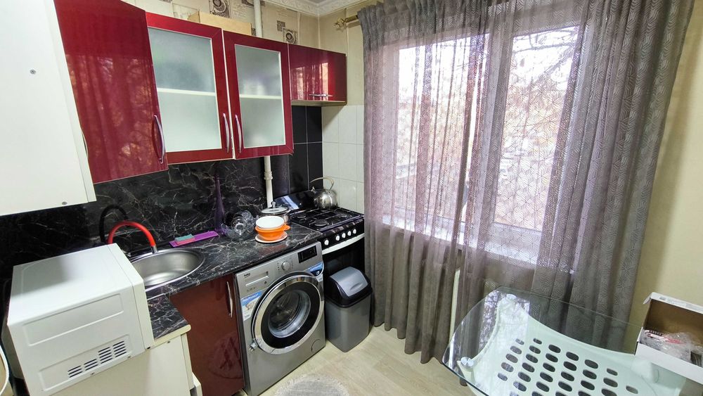 Продаётся 2-комнатная квартира с ремонтом на КАЛДАЯКОВА - ВЕНЕЦИЯ.