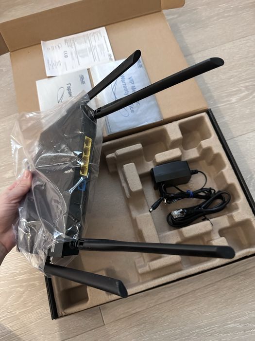 Router Wireless Asus RT AC1200G+