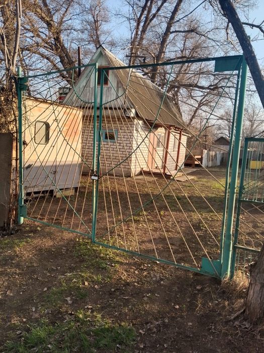 Продам дачный участок с домом