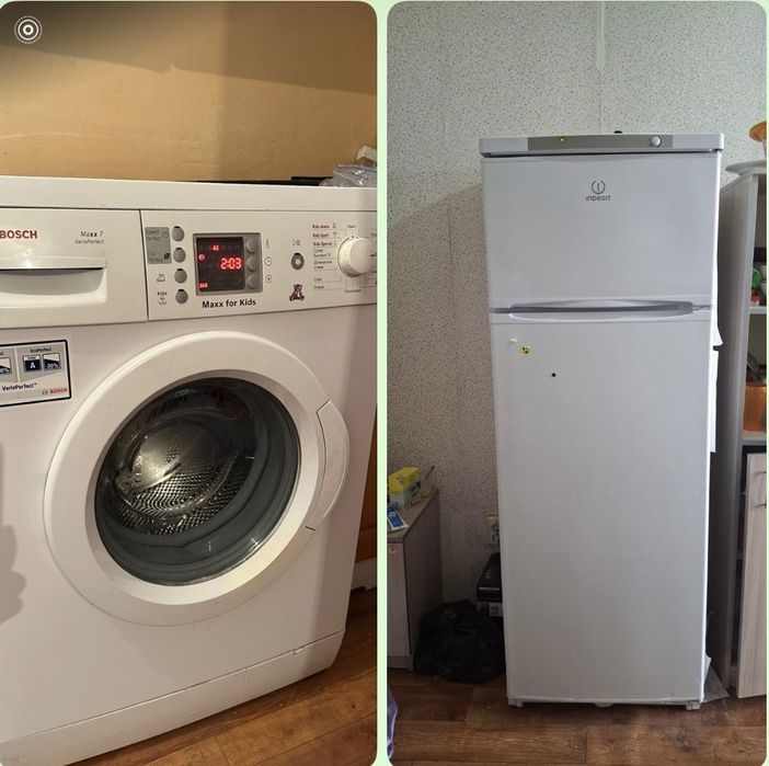 Продам Холодильник Indesit