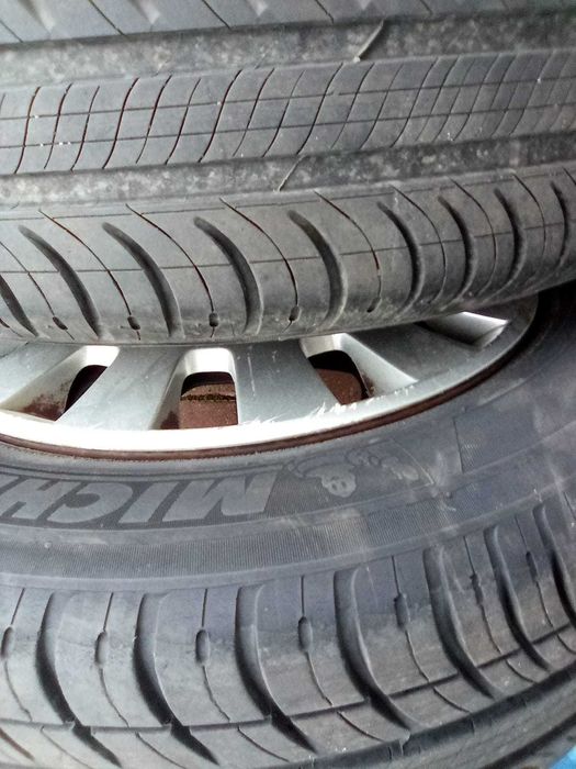 Set 4 roti + 1 rezerva Opel 165 / 65 / R14, jante tabla originale + capace originale.