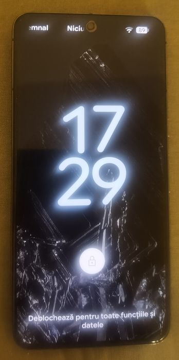 Google Pixel 8 Pro 
Memorie: 256GB
Ram: 12GB
Liber de rețea
Culoare: O