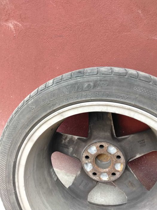 Jante Audi + anvelope vară Dunlop 225/45 R17 – stare foarte bună