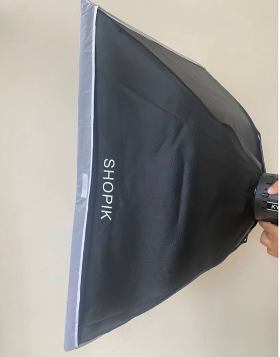 Студийная лампа (свет)