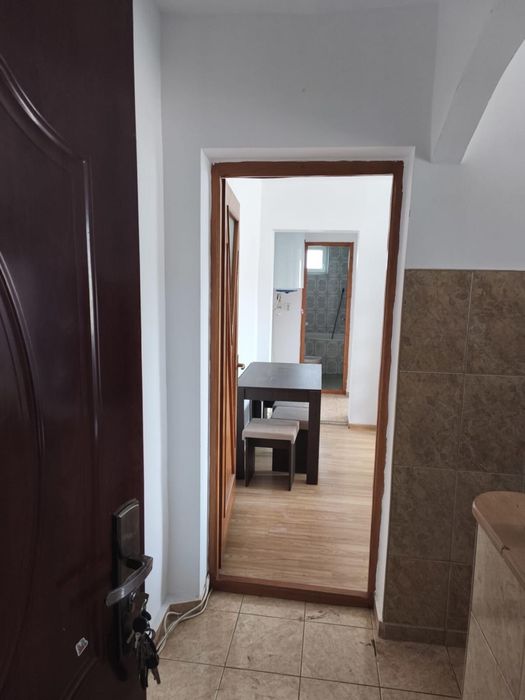 Vand apartament 2 camere