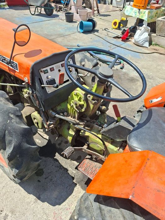 Tractor Agria 9900