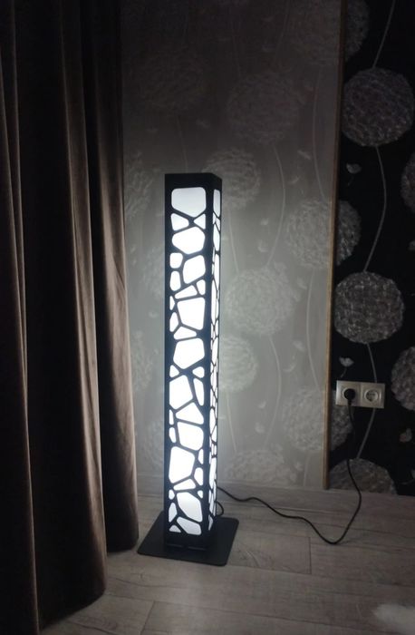 Напольный светильник!