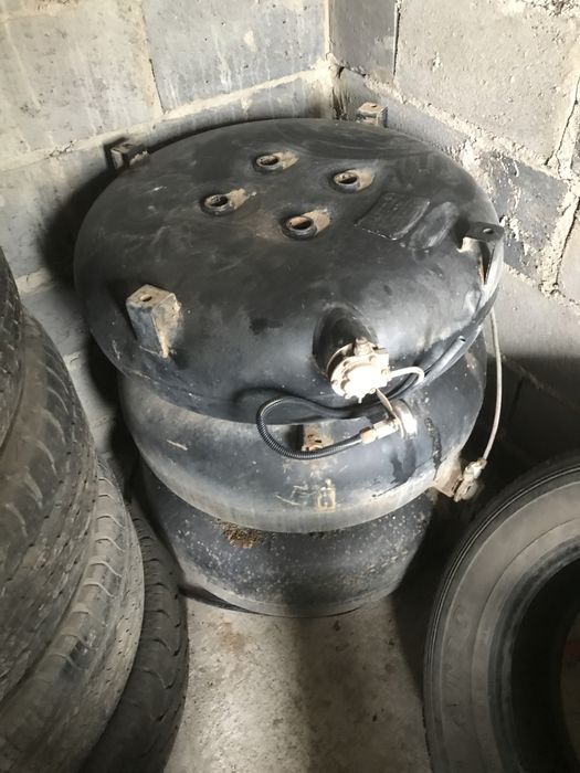 Газовый баллон с прадо