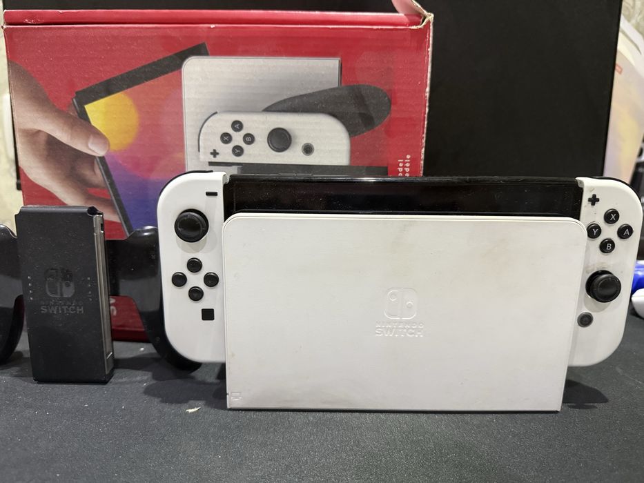 Nintendo Switch OLED 64gb прошитый