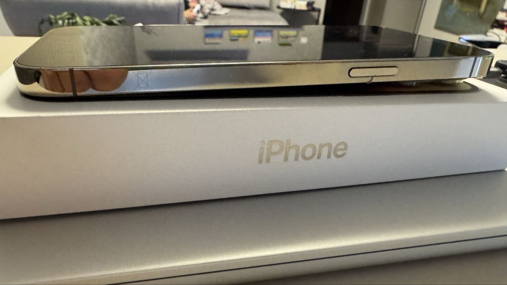 iPhone 14 Pro Max 256 Gold