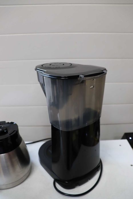 Термо кафемашина Melitta Easy Top (голям капацитет 10 чаши/двойна кана от неръждаема стомана/ледено кафе)