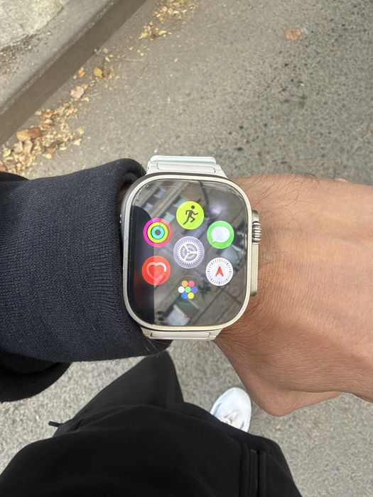 Продам часы apple watch ultra 2  в идиале