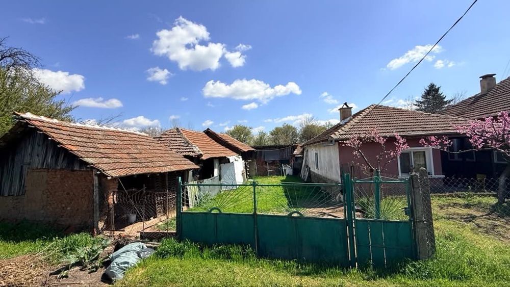Продава се Къща в с. Крива бара, Област Монтана - 200 кв.м за 145 €/кв.м - Снимка #11