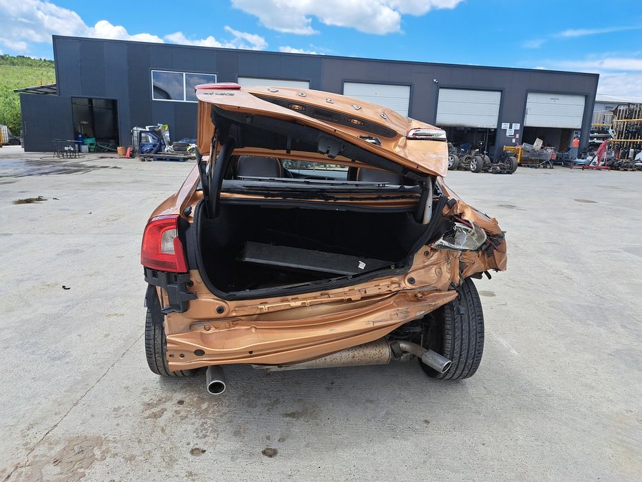 Dezmembrez Volvo S60 II [Fabr 2010-2018]