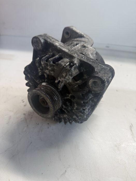 Alternator BMW N47 177cp 180A Valeo cod 7802261