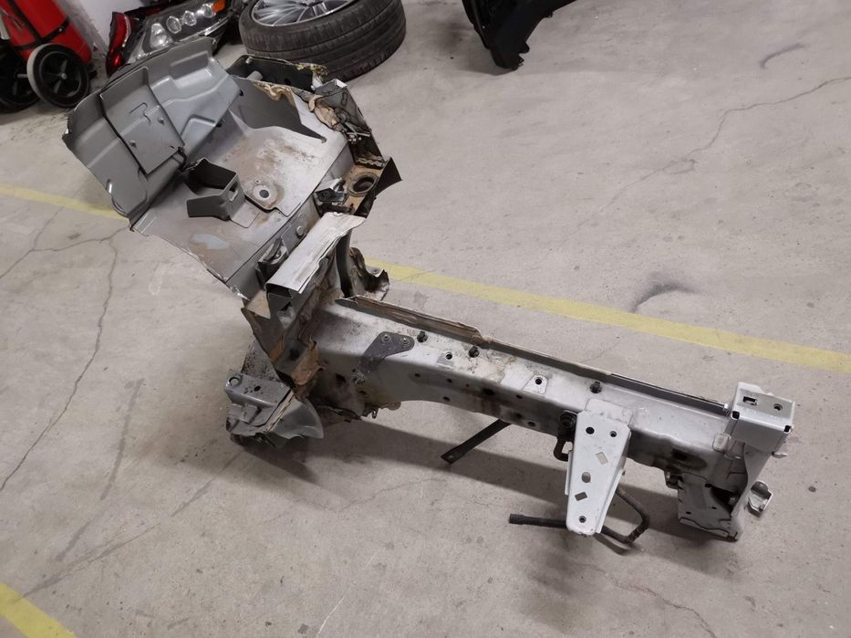 Ansamblu Caroserie Cu Lonjeron Renault Megane 4 2016 2017 2018 2019 20