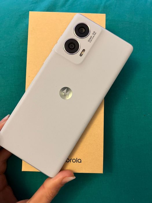 Vând Motorola edge 50 fusion 256 gb