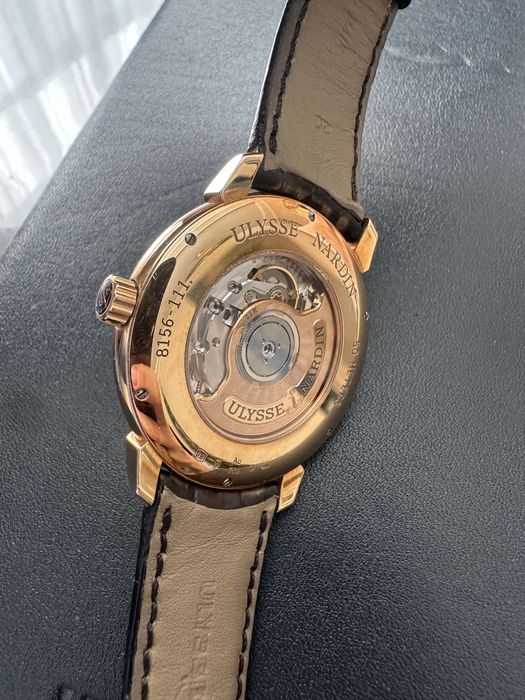 Часы золотые наручные Ulysse Nardin
