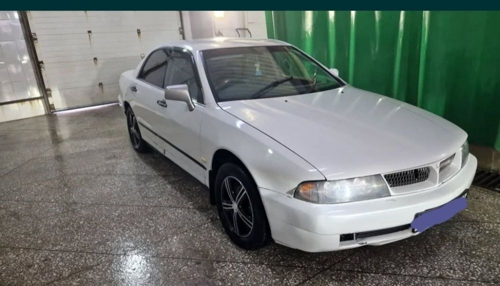 Продам машину Mitsubishi
