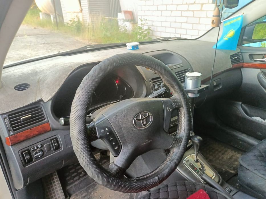 Продам тойота авенсис павлодар