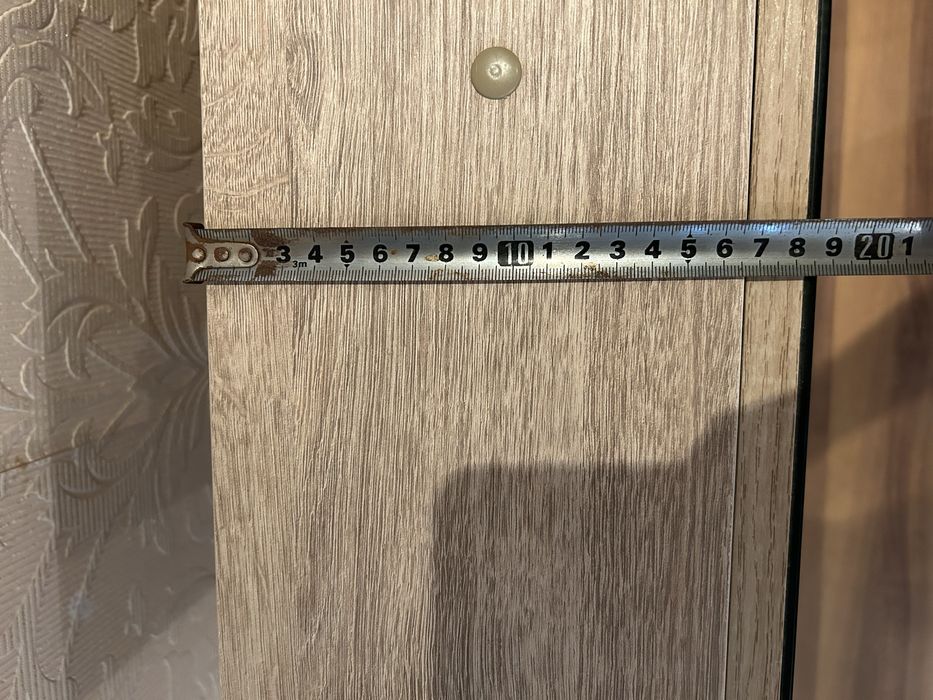 Шкаф с зеркалом в ванную