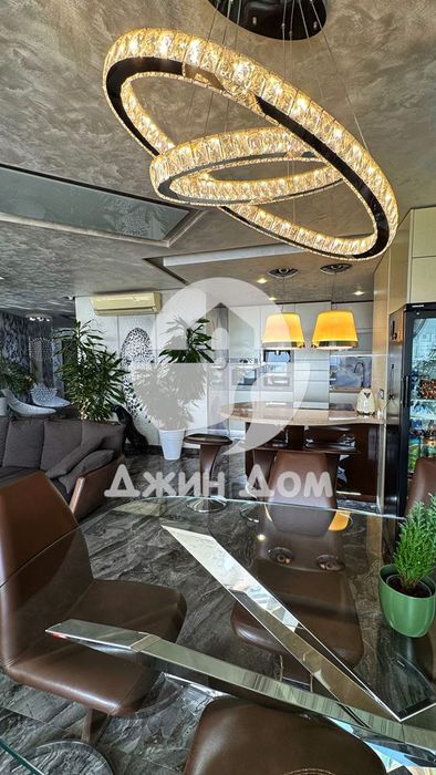 Продава се Многостаен апартамент в Бургас, Сарафово - 1000 кв.м за 918 €/кв.м - Снимка #1