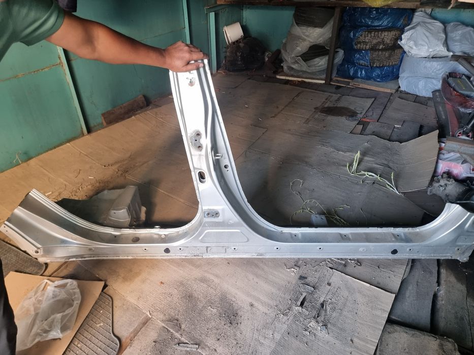 Продам запчасти на Тойату