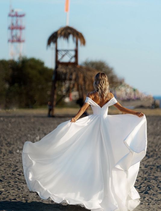 Сватбена булчинска рокля