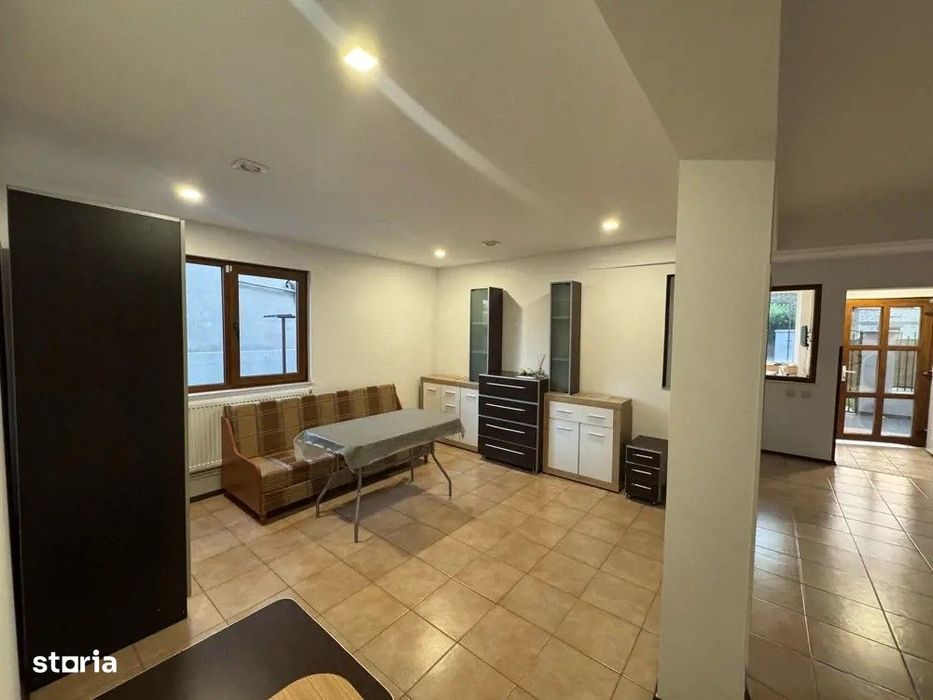 Pensiune / Casă turistică | 9 camere | Eforie Nord |Ideală investiție