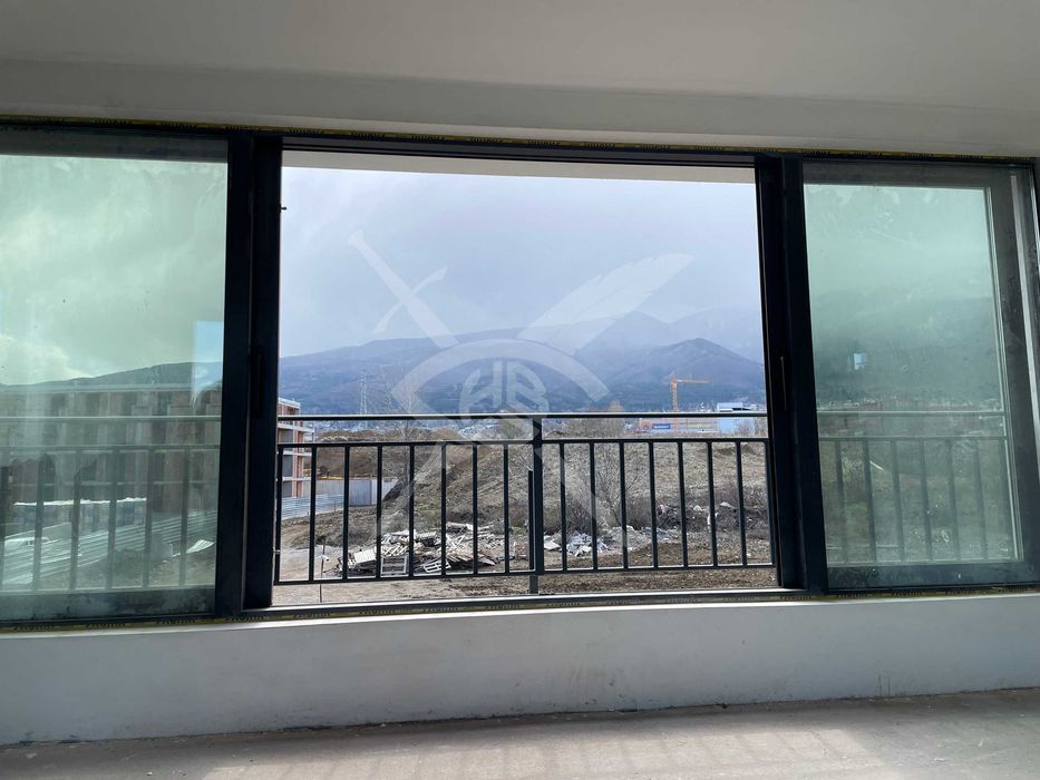 Продава се Тристаен апартамент в София, Витоша - 135 кв.м за 1829 €/кв.м - Снимка #3