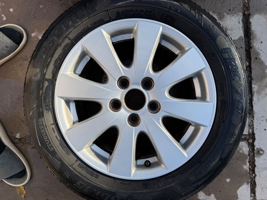 Шина R16 215/60 камри 40