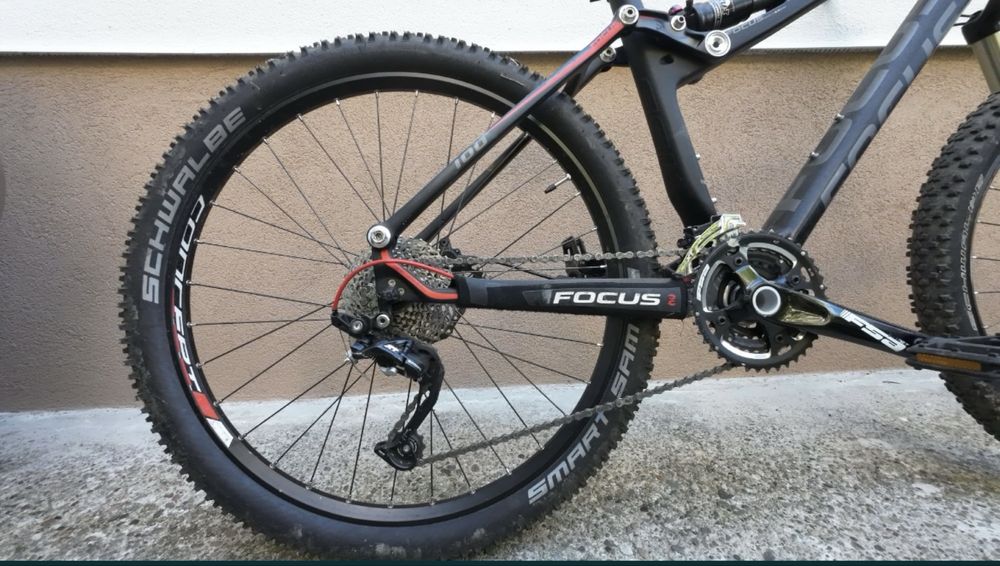 Bicicleta Focus Carbon SL
