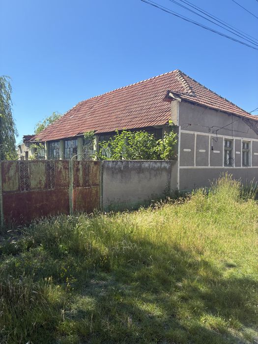 Vand casa cu teren in Voiteg