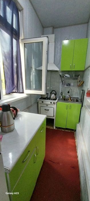 1 xonali kvartira sotigladi 2 xona qilingan