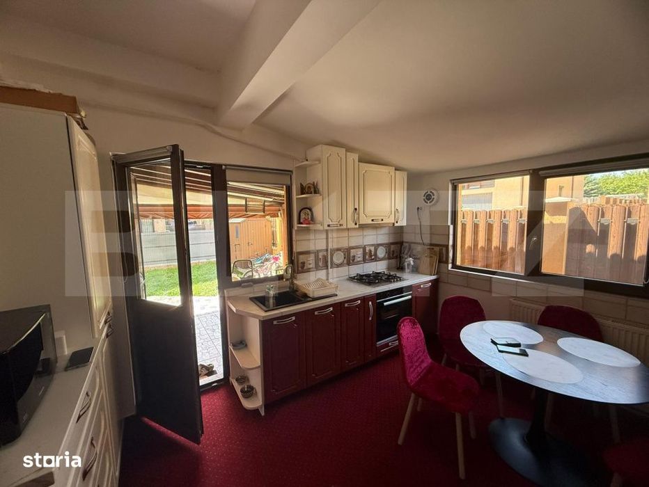 Apartament 3 camere, parter, 79 mp, loc de parcare - gradina, zona Val