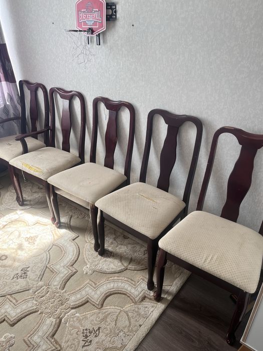 Продам стулья 1000тг