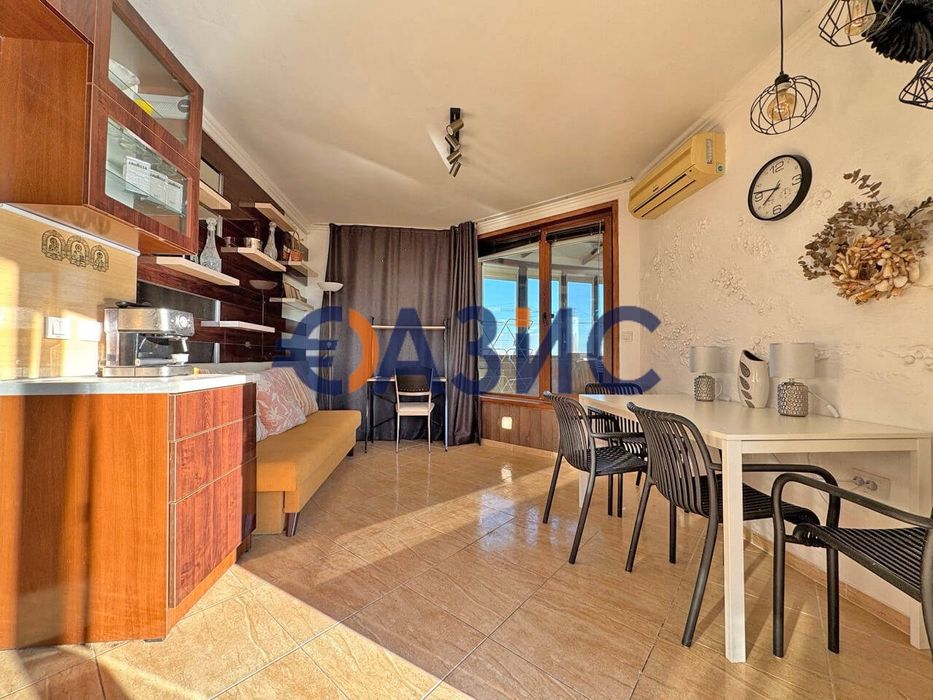 Продава се Двустаен апартамент в Свети Влас - 148 кв.м за 431 €/кв.м - Снимка #8