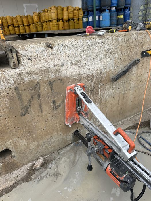 ДИАМАНТЕНО ПРОБИВАНЕ и РЯЗАНЕ на отвори в стомано бетон